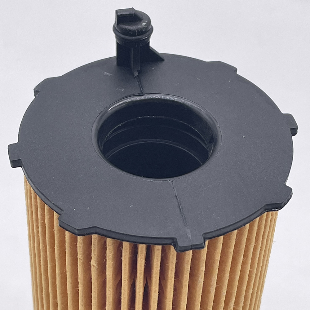 Factory Price Auto Oil Filter Element for 057115561L Car Auto Filter Parts