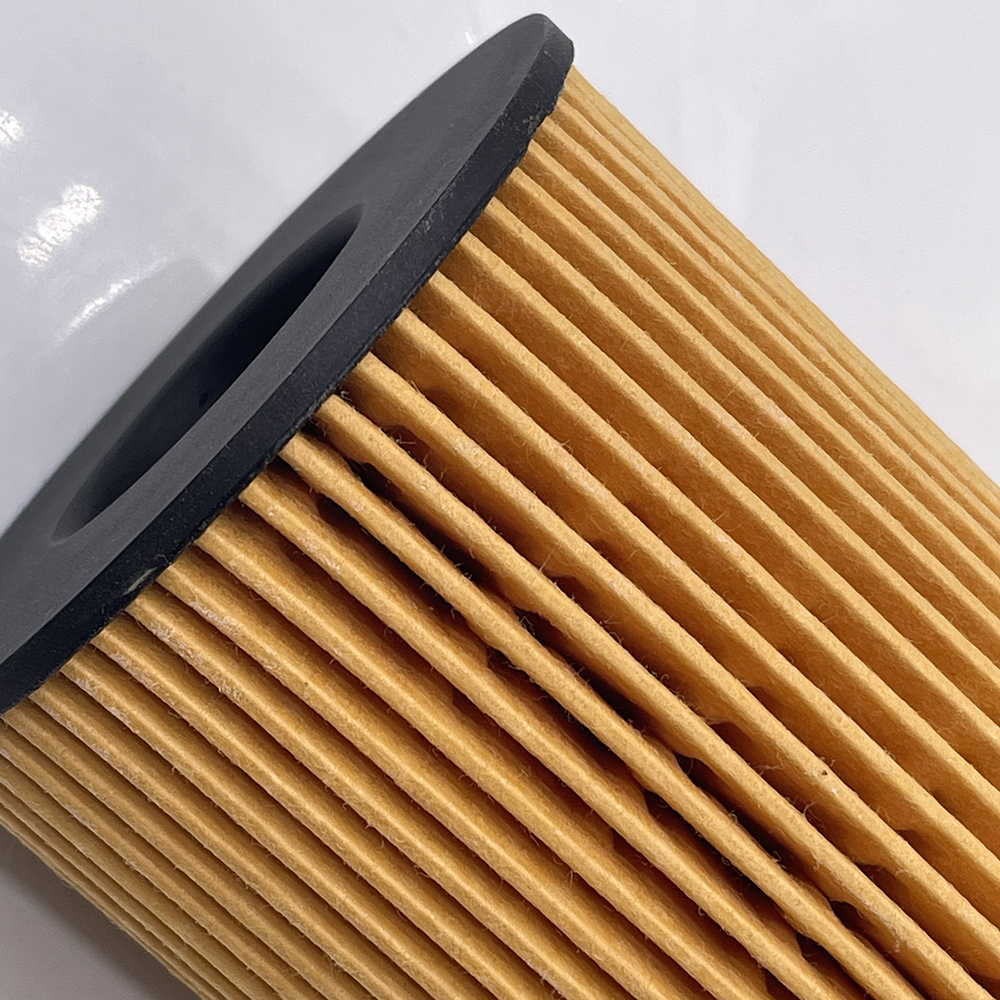 Factory Price Auto Oil Filter Element for 057115561L Car Auto Filter Parts